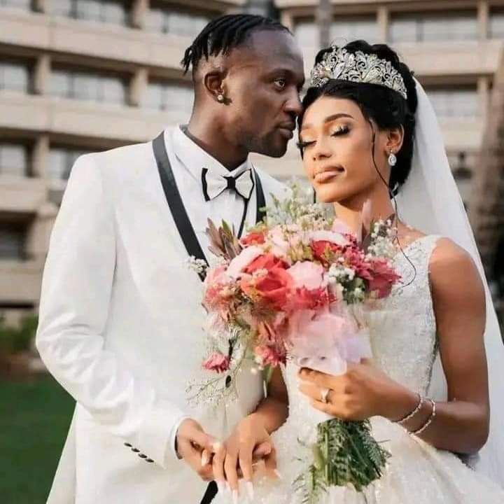精品久久久久久婷婷